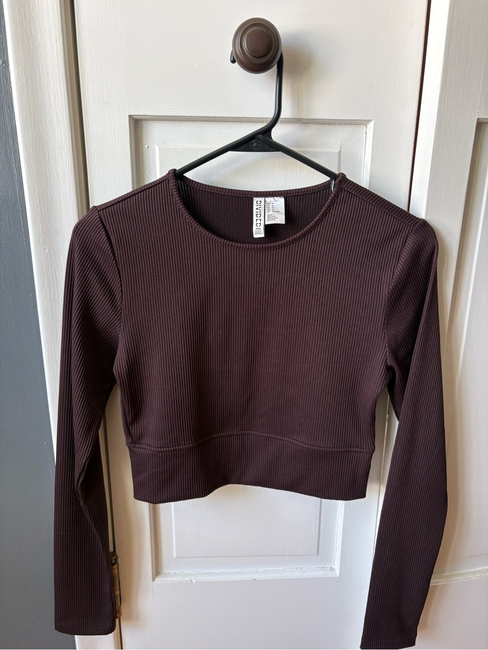 H&M Ribbed Long-Sleeve Crop Top - Dark Brown/Plum